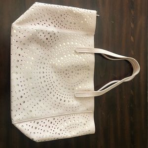 Overnight bag/Bath and Body